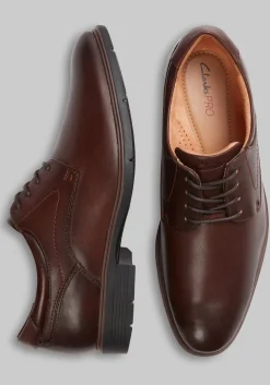 Clarks Eldredge Plain Toe Oxfords