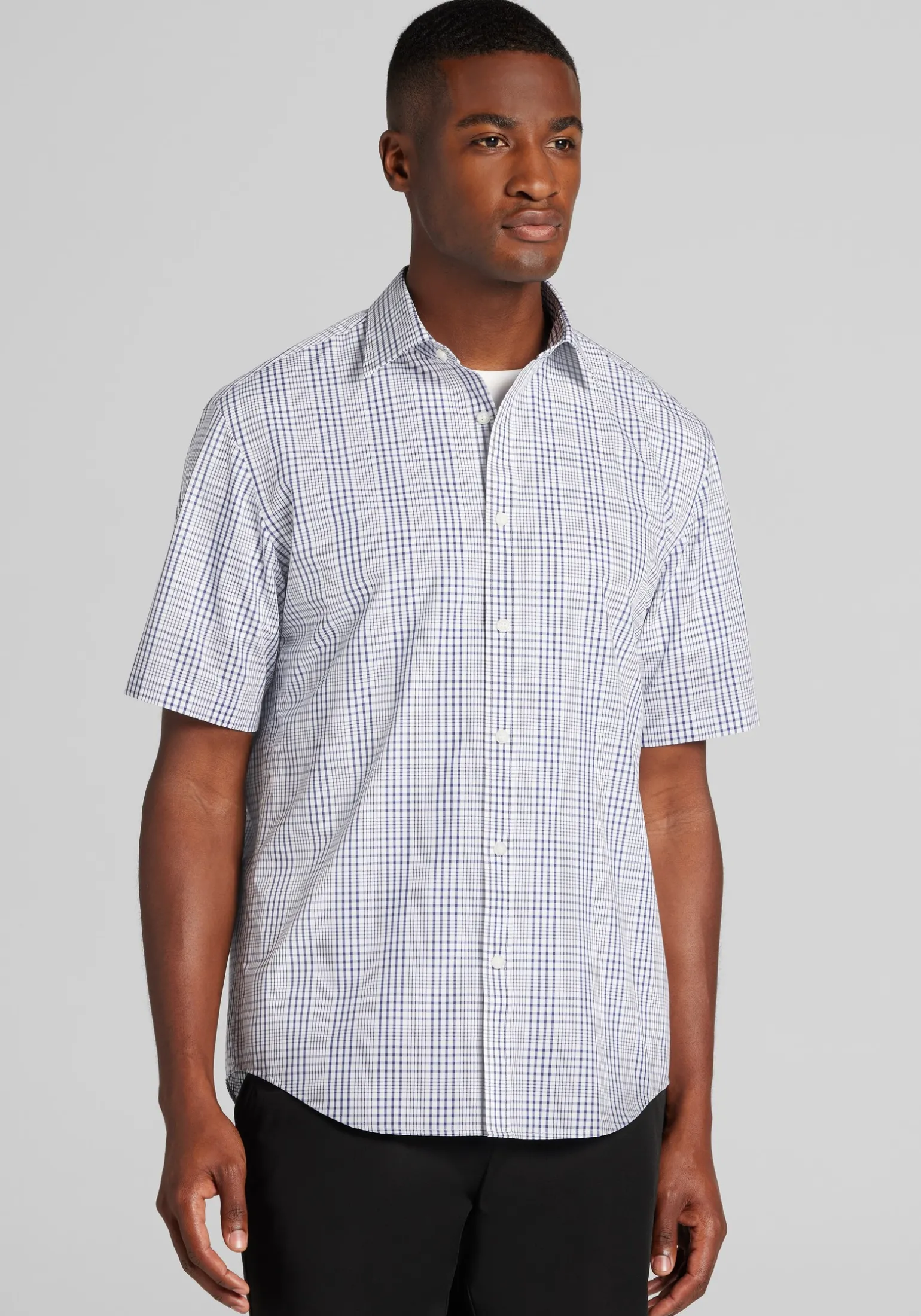 1905 Collection Tailored Fit Medium Plaid Short Sleeve Button Up Shirt
