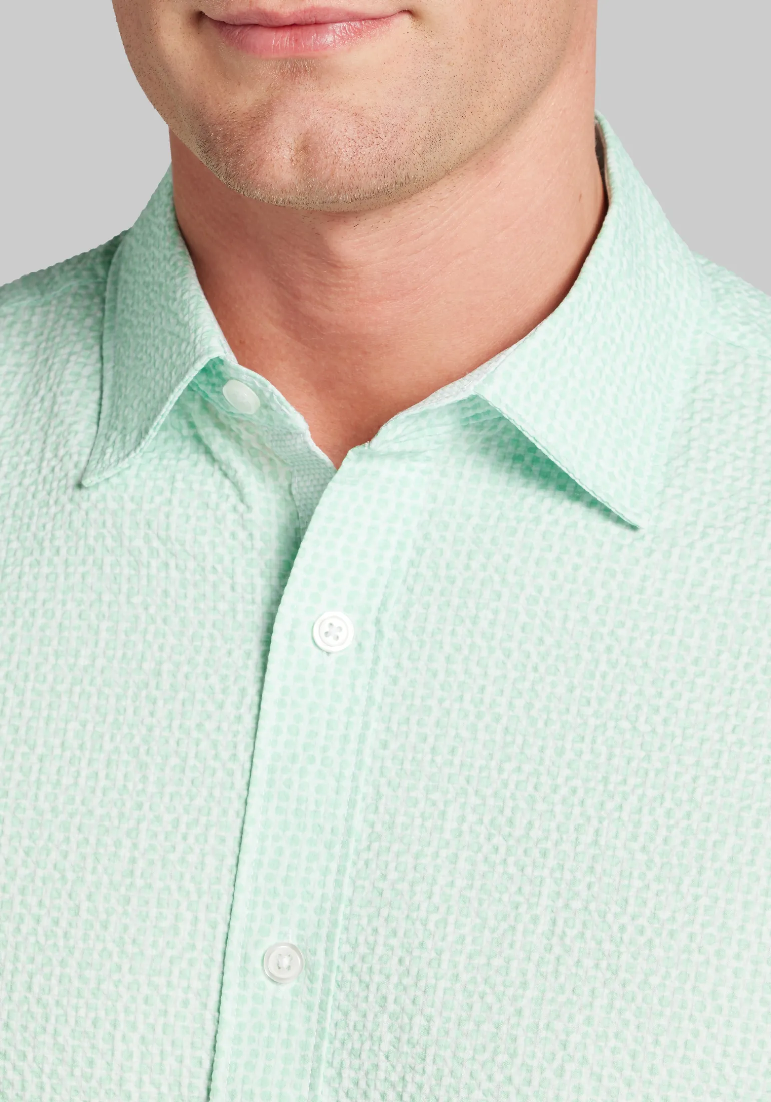 Con.Struct Slim Fit Solid Seersucker Short Sleeve Button Up Shirt