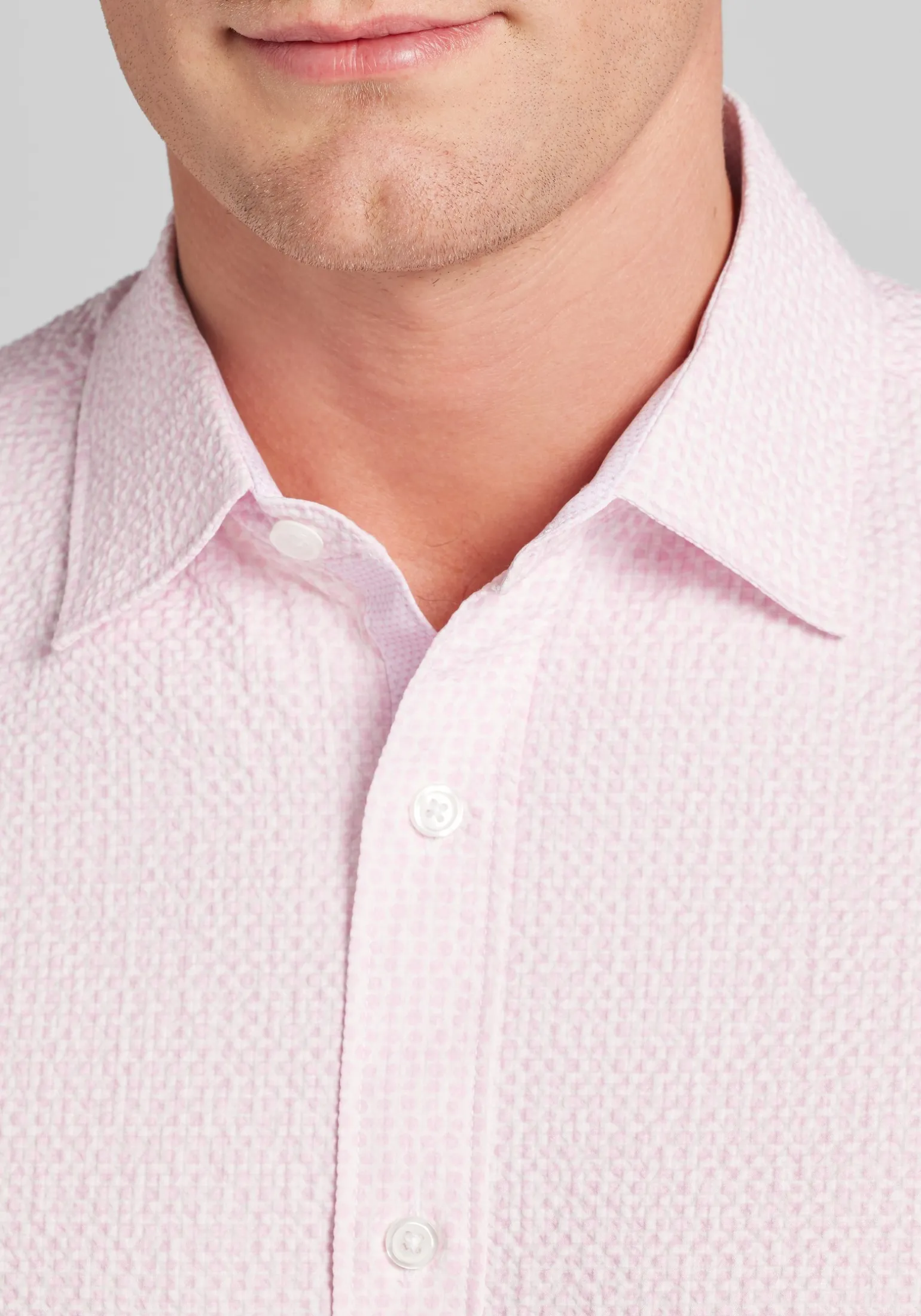 Con.Struct Slim Fit Solid Seersucker Short Sleeve Button Up Shirt