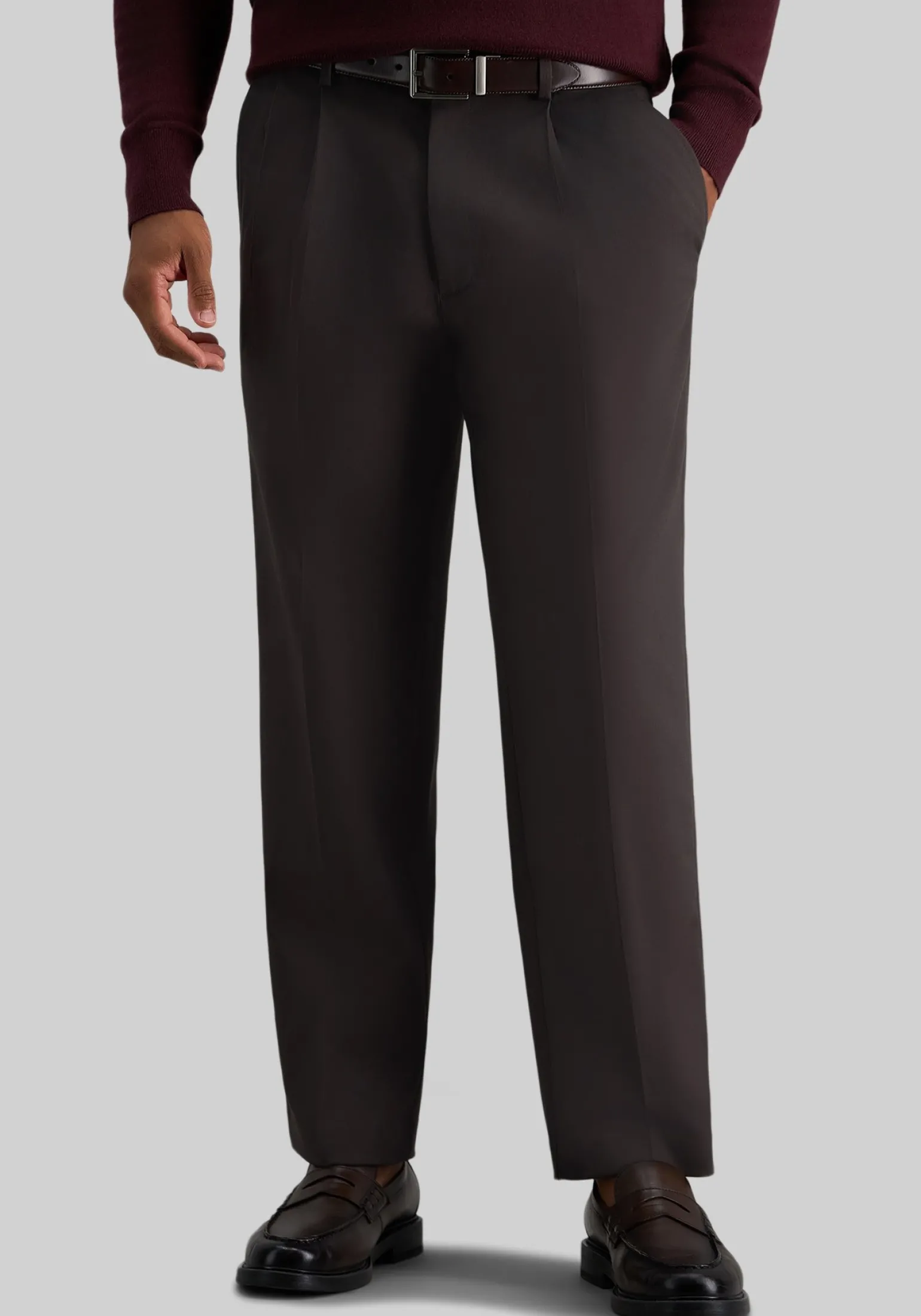 Haggar Classic Fit Iron-Free Premium Pleated Khaki Pants
