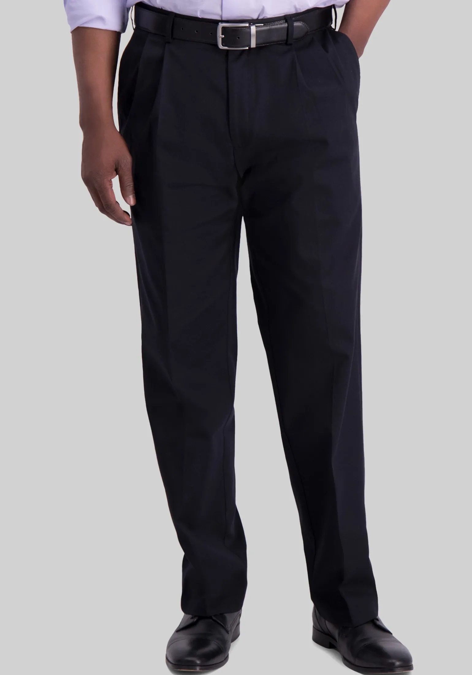 Haggar Classic Fit Pleated Wrinkle Free Pants