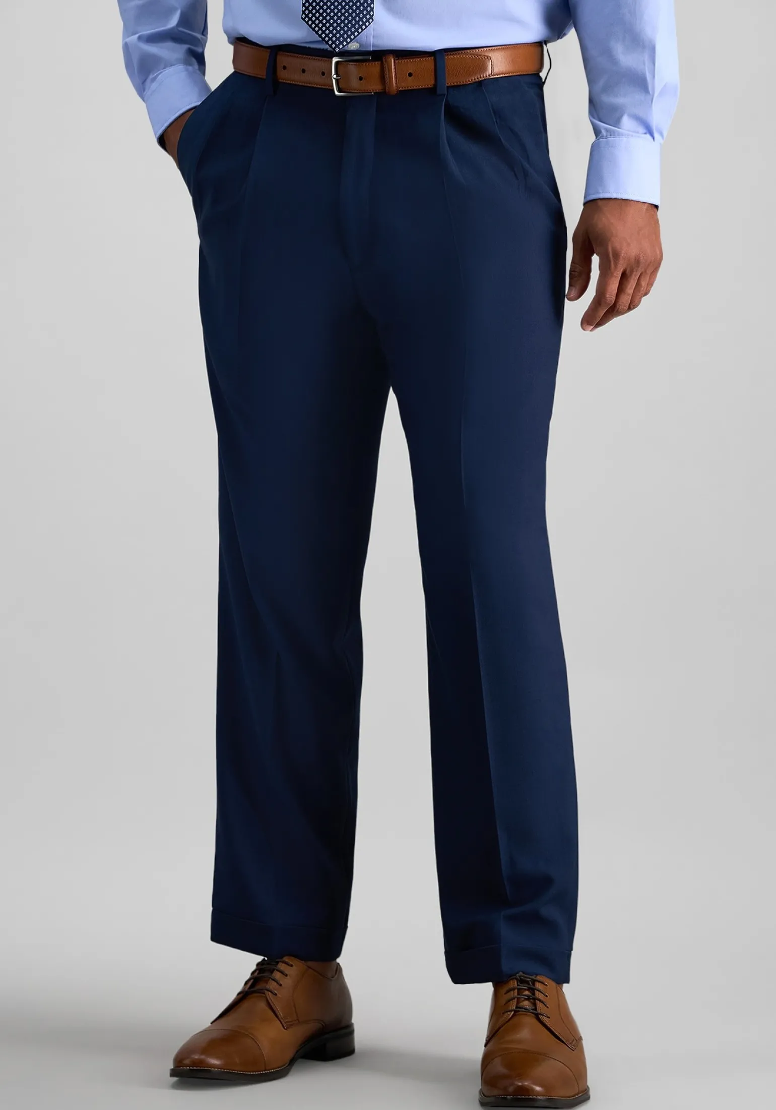 Haggar Premium Comfort Classic Fit Pleated Dress Pants