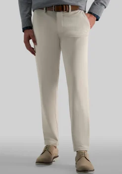 Haggar Sport Travel Performance Straight Fit Flat Front Pants