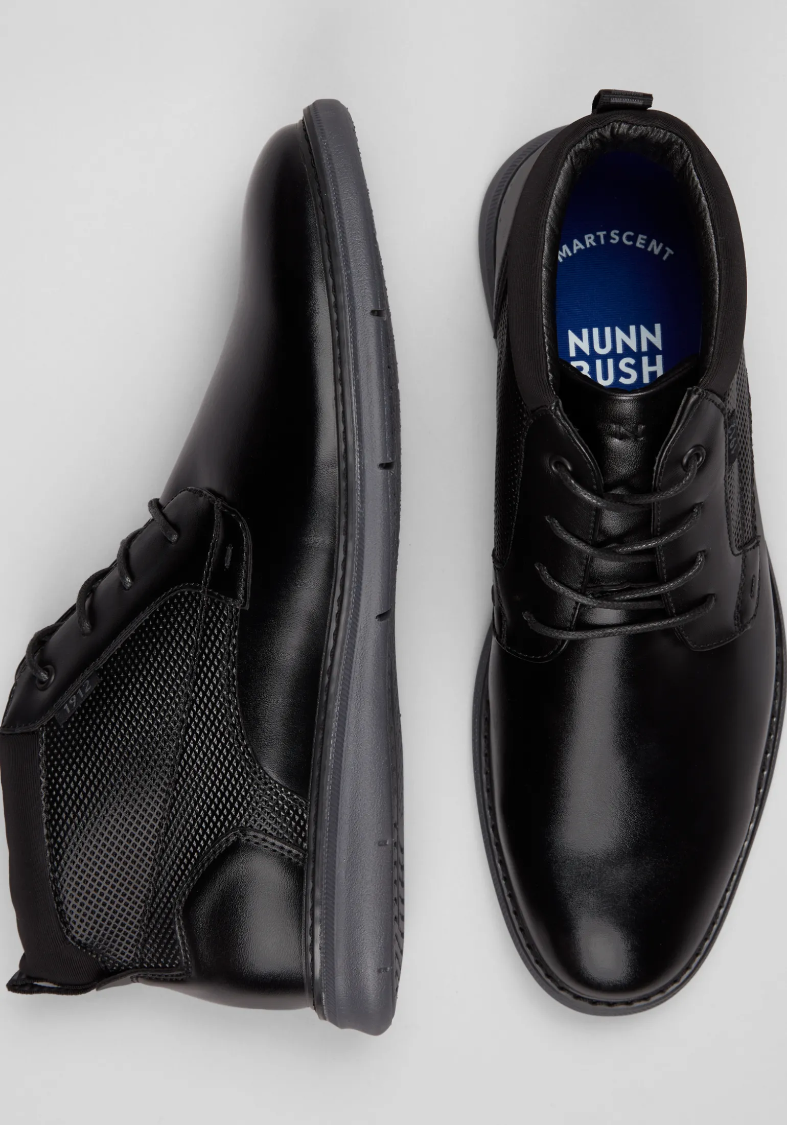 Nunn Bush Chase Plain Toe Chukkas