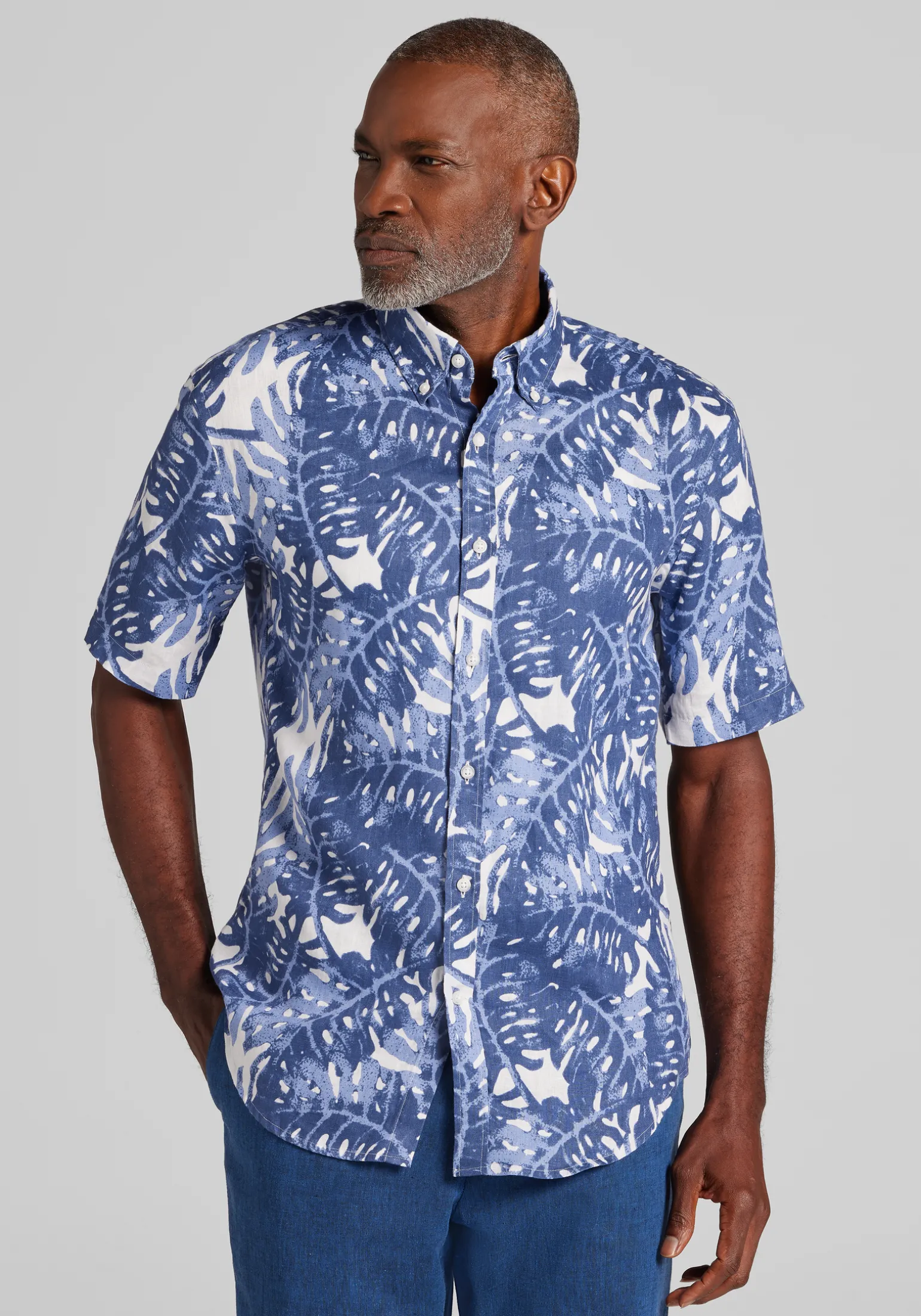 Reserve Collection Tailored Fit Monstera Leaf Linen Short Sleeve Button Up Shirt - Big & Tall