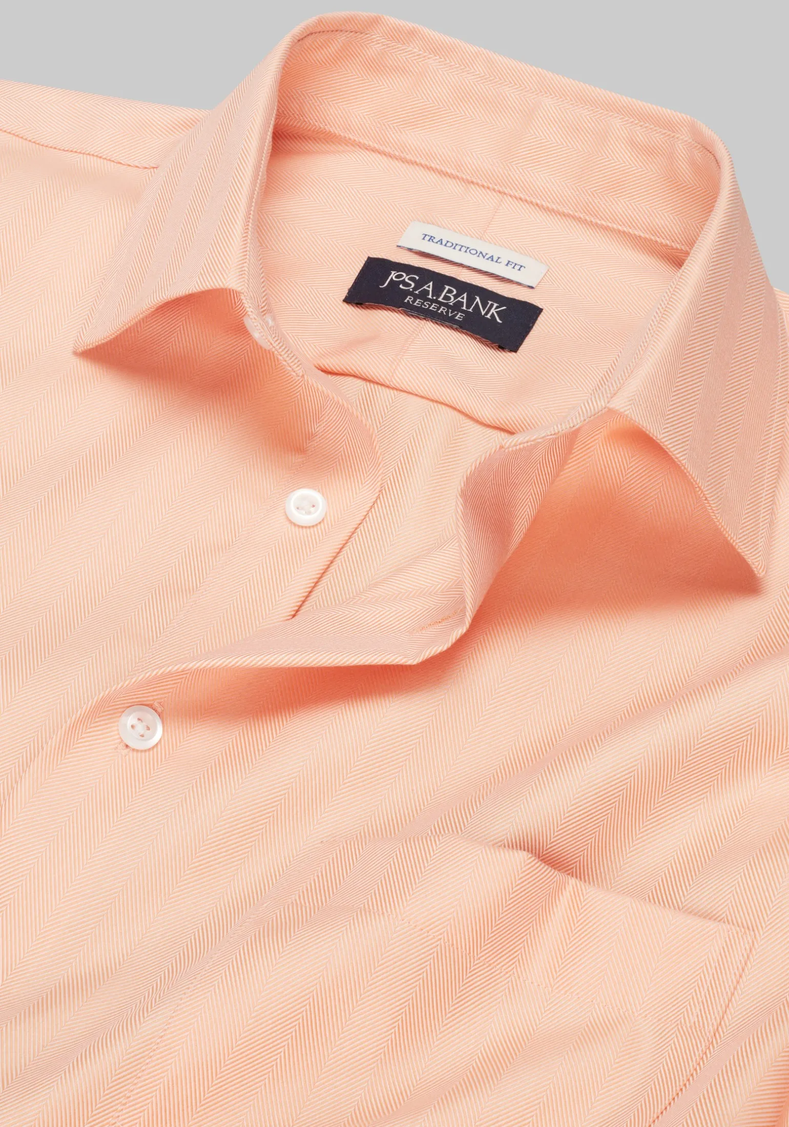 Reserve Collection Traditional Fit Spread Collar Solid Dress Shirt