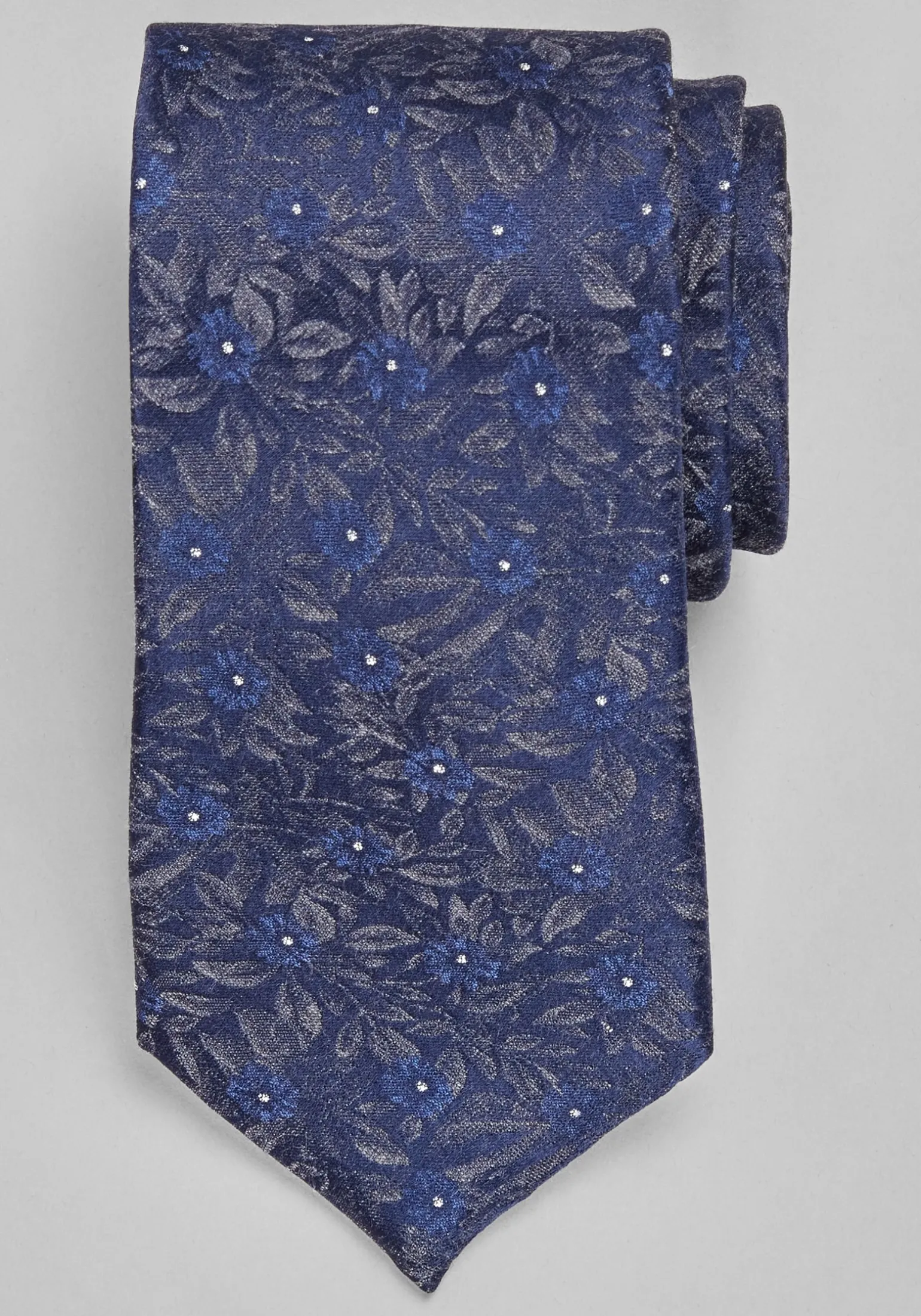 Traveler® Collection Florascura Tie