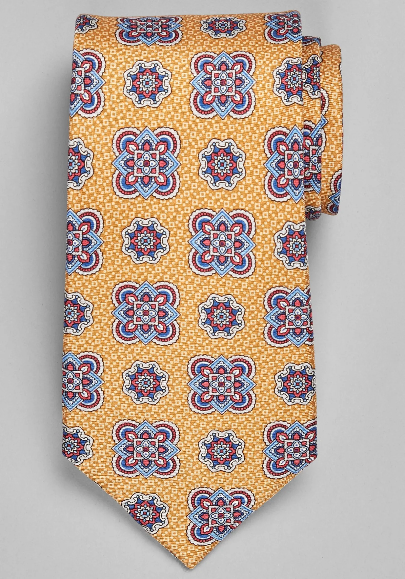 Traveler® Collection Medallion Tie