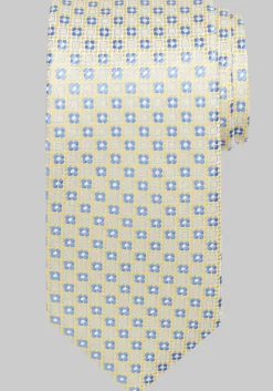 Traveler® Collection Quadrifoglio Neat Tie