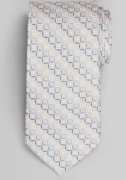 Traveler® Collection Sliding Squares Geo Tie