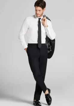 Traveler Collection Slim Fit Spread Collar Solid Dress Shirt