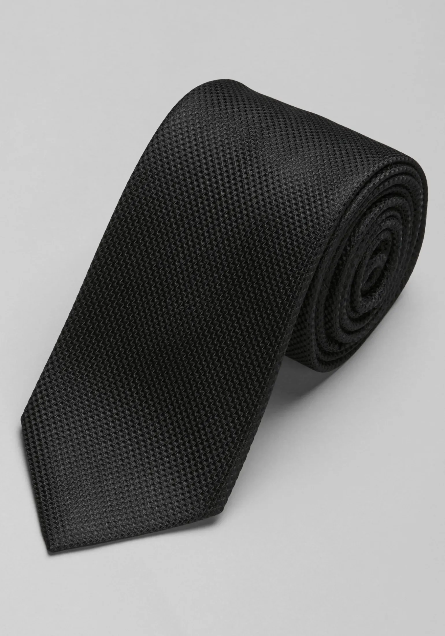 Traveler® Collection Solid Tie