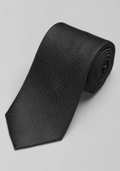 Traveler® Collection Solid Tie