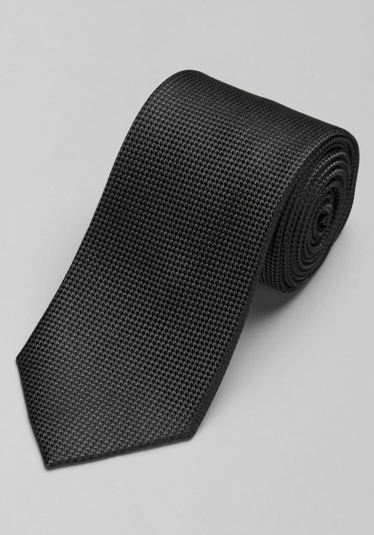 Traveler® Collection Solid Tie