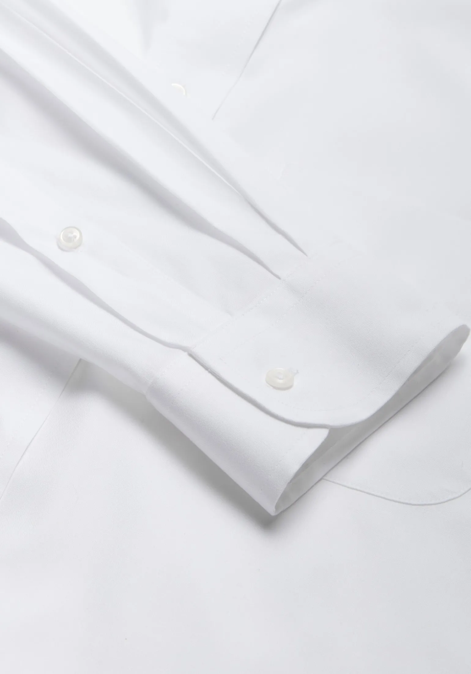 Traveler® Collection Tailored Fit Dress Shirt