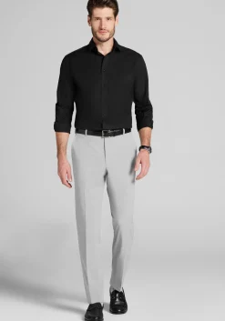 Traveler® Collection Tailored Fit Spread Collar Solid Dress Shirt