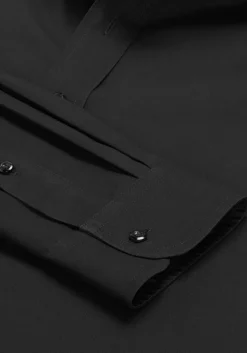 Traveler® Collection Tailored Fit Spread Collar Solid Dress Shirt