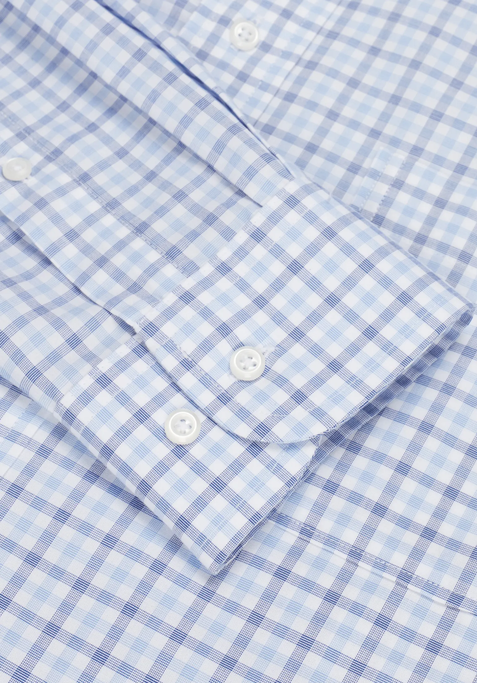 Traveler® Collection Traditional Fit Button-Down Collar Gingham Dress Shirt