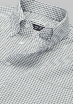 Traveler® Collection Traditional Fit Button-Down Collar Plaid Dress Shirt