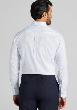 Traveler® Collection Traditional Fit Button-Down Collar Plaid Dress Shirt