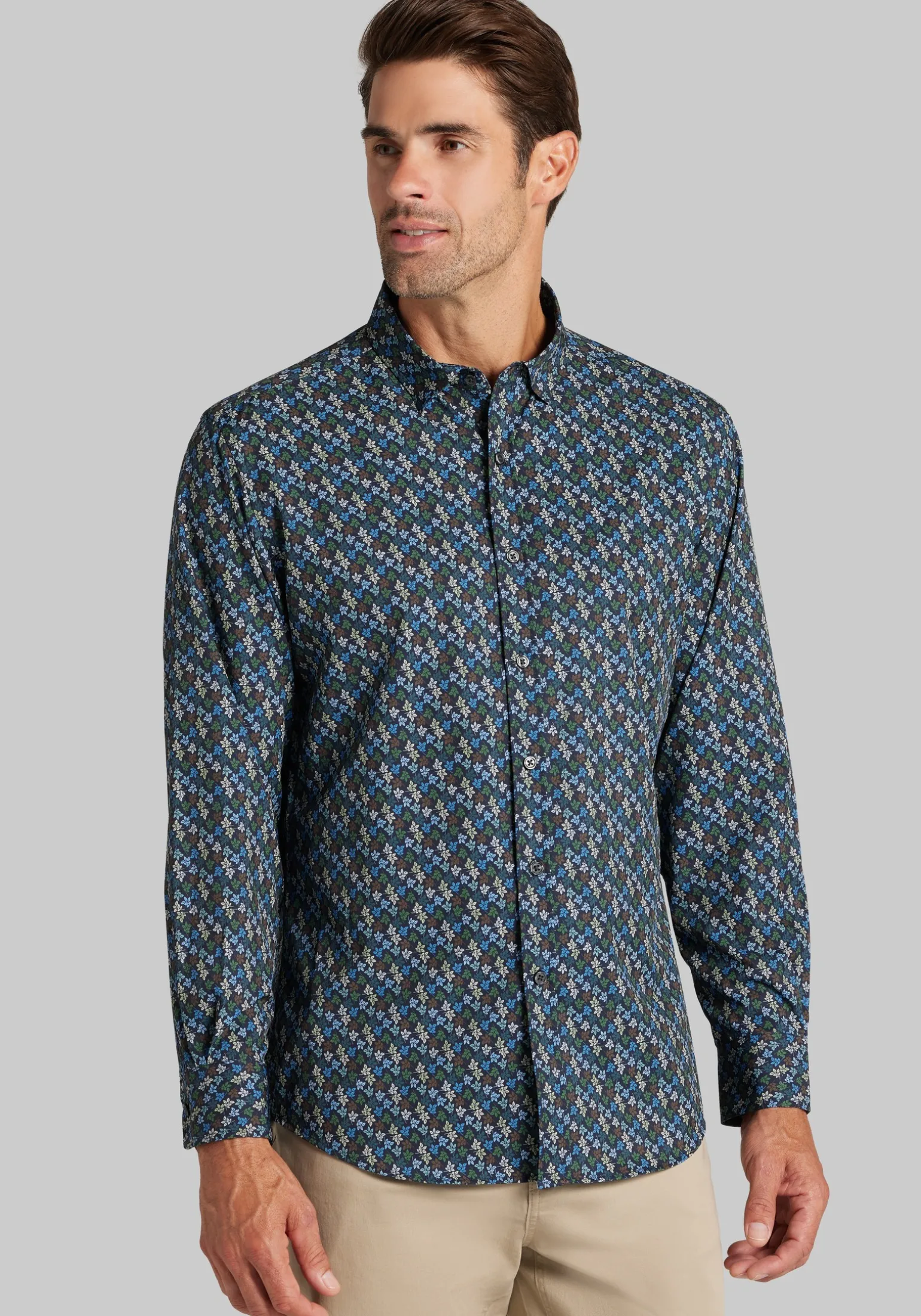 Traveler® COOLMOTION Tailored Fit Leaves 4-Way Stretch Button Up Shirt