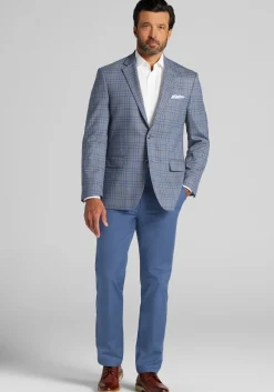 Traveler® COOLMOTION Traditional Fit Plaid Sportcoat