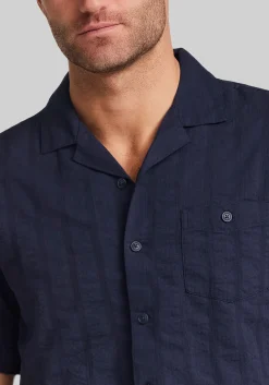 Weatherproof Vintage Traditional Fit Dobby Seersucker Vertical Text Shirt