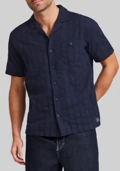 Weatherproof Vintage Traditional Fit Dobby Seersucker Vertical Text Shirt