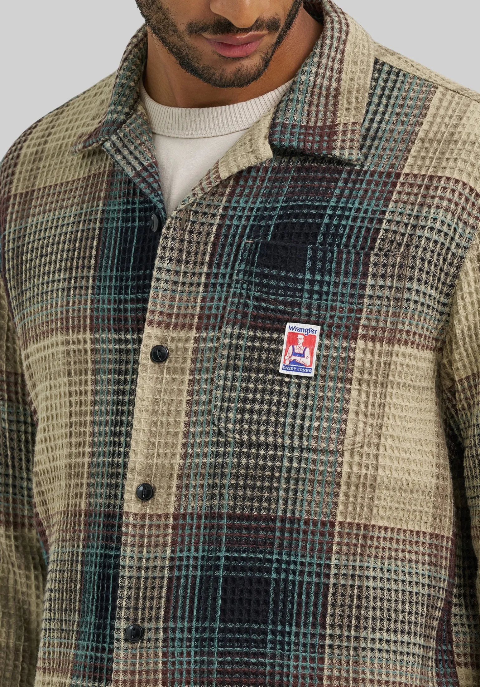 Wrangler Tailored Fit Casey Jones Resort Shirt